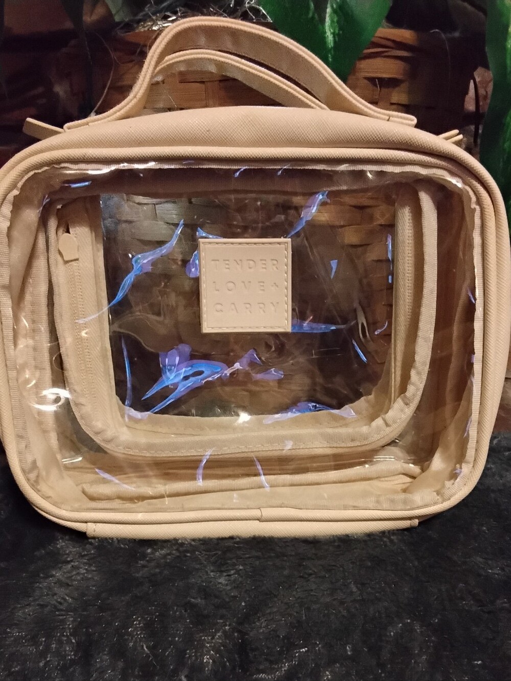 Tender Love Carry TSA Compliant Toiletry / Cosmetic Bag